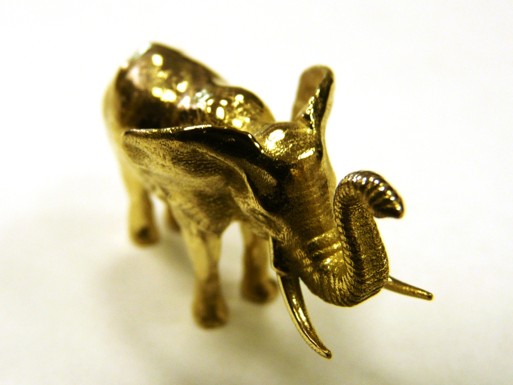 Статуэтка "Слон" из золота 585 пробы